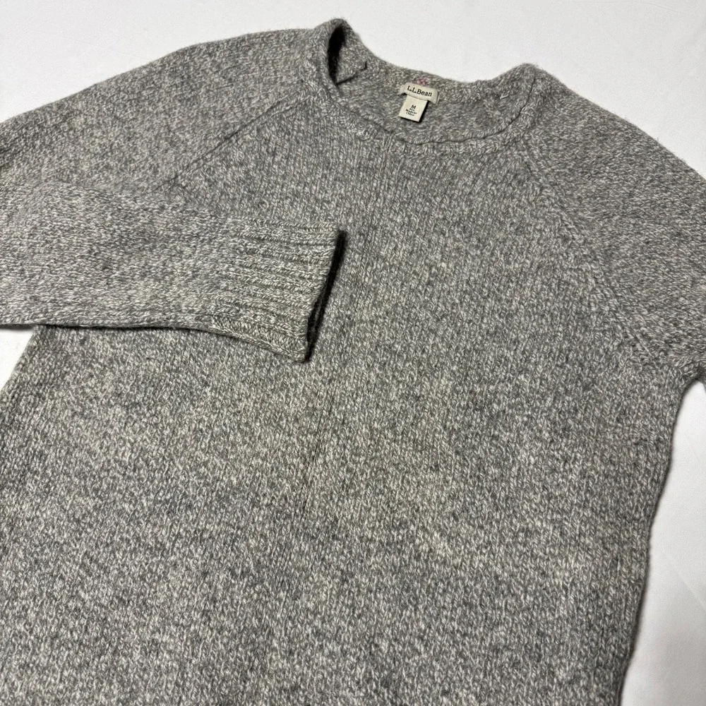 L.L. Bean 100% Lambswool Rolled Neck Sweater Men's Size Medium 502622